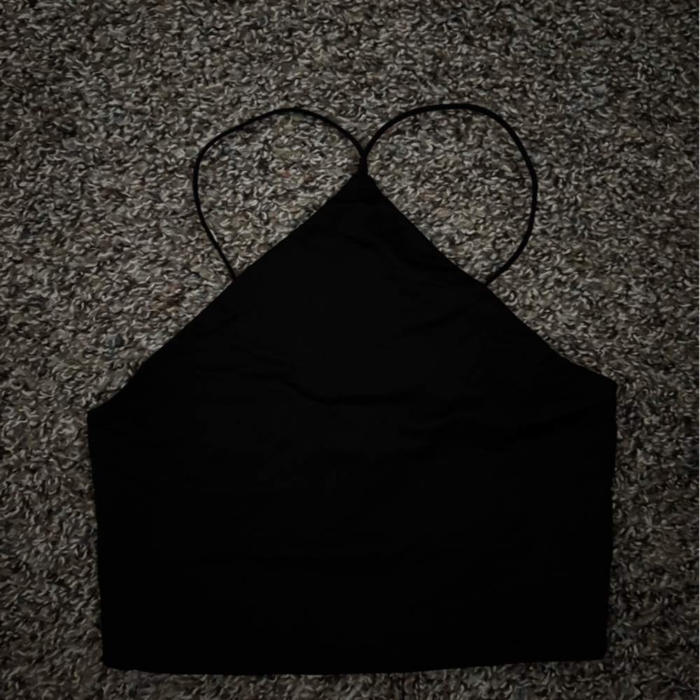 Black cropped tank top